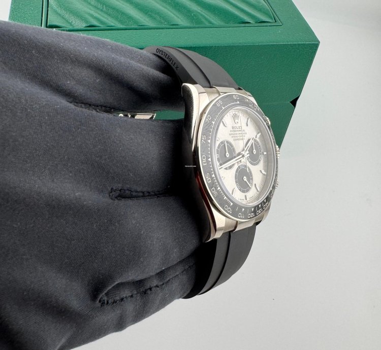 Rolex Daytona Cosmograph Daytona Ghost Grey Dial White Gold Oysterflex