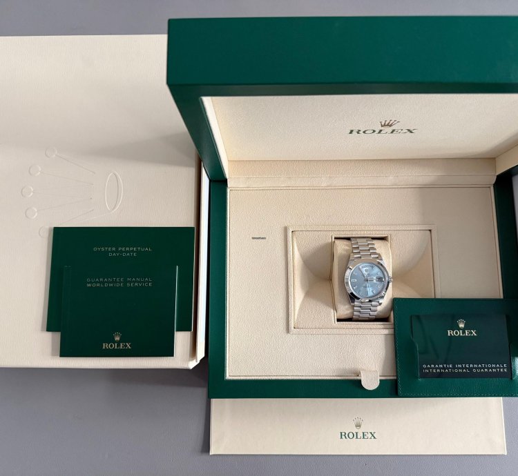 Rolex Day-date 40 Baguette - Unworn Ungetragen - 2023 - Lc At - Few Stickers Left