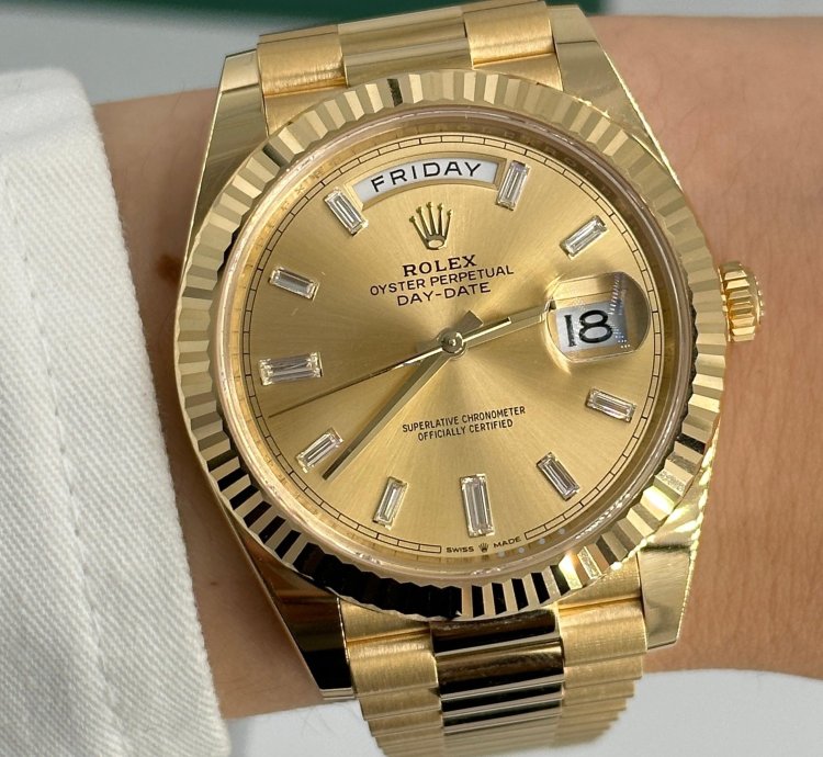 Rolex Day-date 40 Baguette Diamonds Champagne Dial