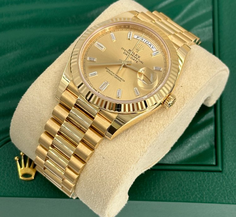 Rolex Day-date 40 Baguette Diamonds Champagne Dial
