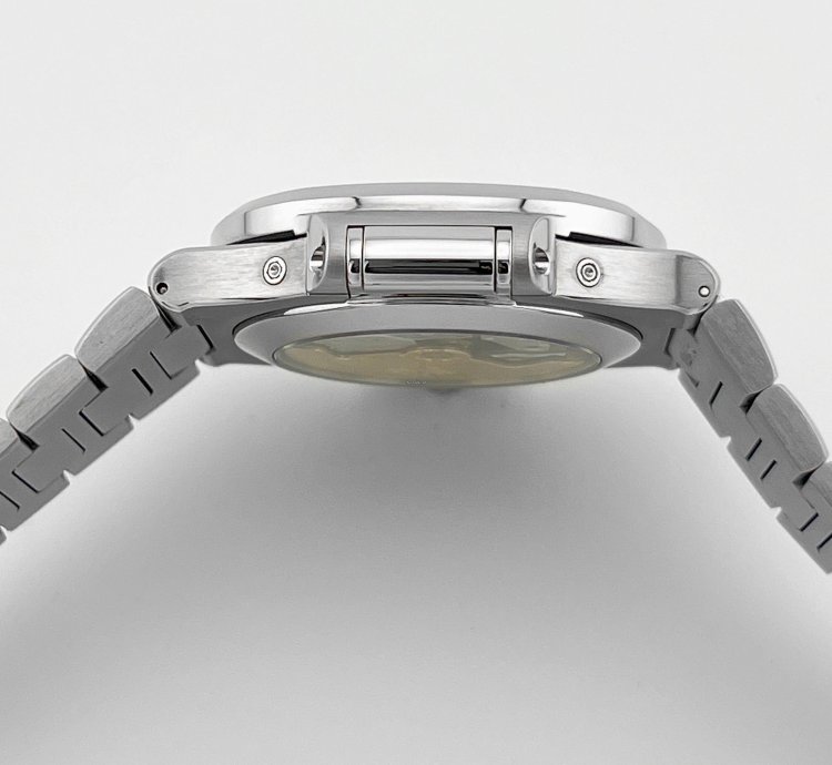 Patek Philippe Nautilus 5726 1a-001 Annual Calendar Moon Phases Stainless Steel 2017