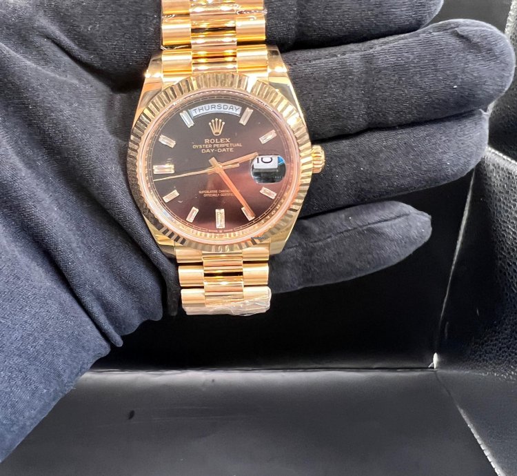 Rolex Day-date 40 Black Baguette Diamond Dial Full Yellow Gold