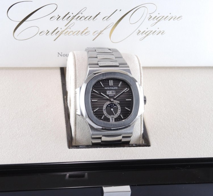 Patek Philippe Nautilus 5726 1a-001 Set Complet