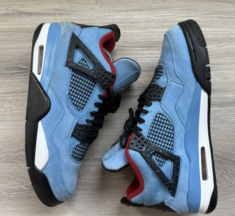 Air Jordan 4 Retro Travis Scott Houston Oilers