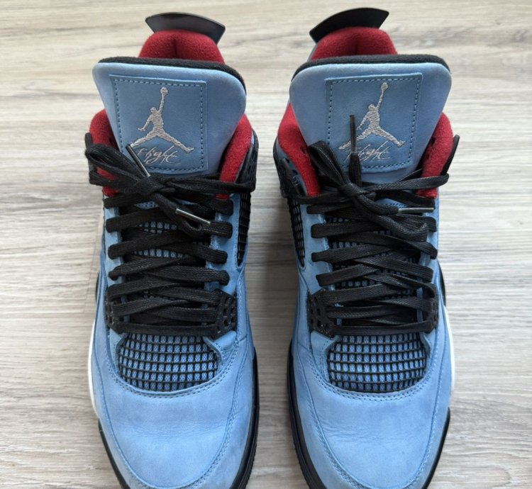 Air Jordan 4 Retro Travis Scott Houston Oilers