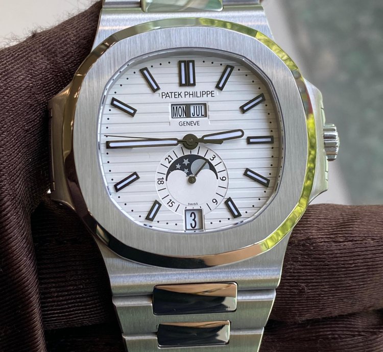 Patek Philippe Nautilus 5726 1a-010