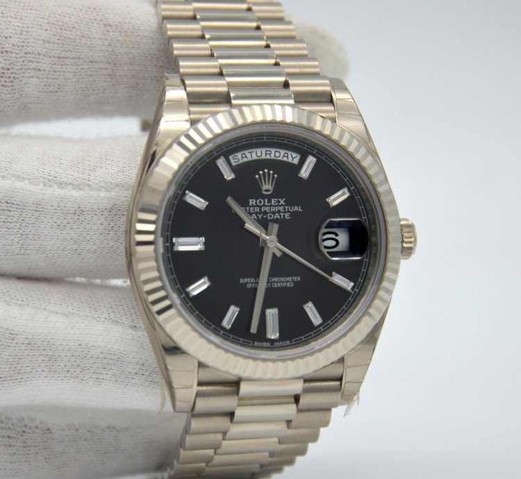 Rolex Day-date 40 Black Dial 10 Baguette Diamond