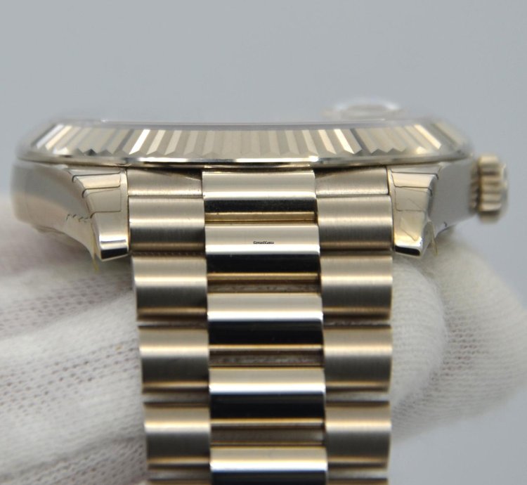Rolex Day-date 40 Black Dial 10 Baguette Diamond