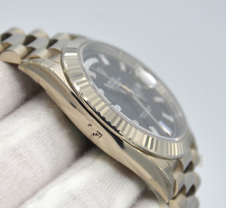 Rolex Day-date 40 Black Dial 10 Baguette Diamond
