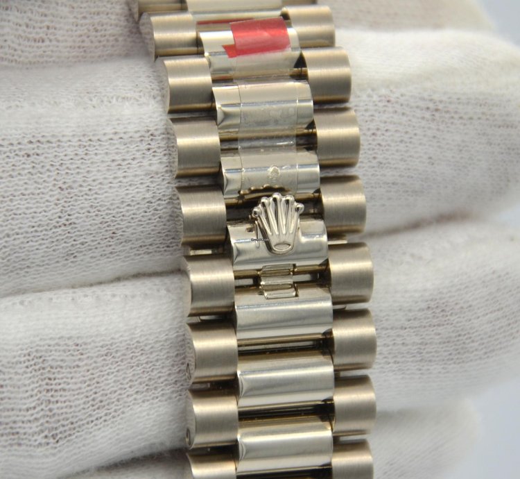 Rolex Day-date 40 Black Dial 10 Baguette Diamond