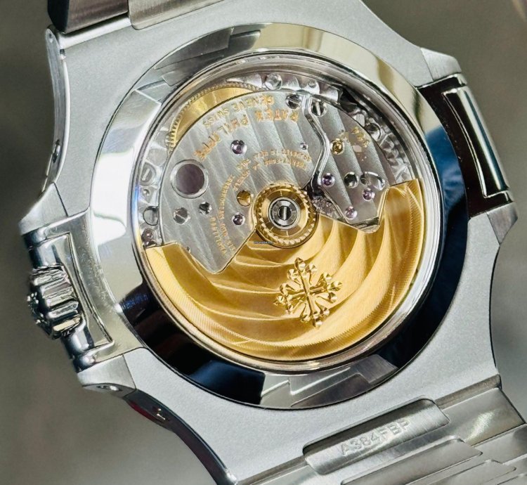 Patek Philippe Nautilus 5726 1a-014