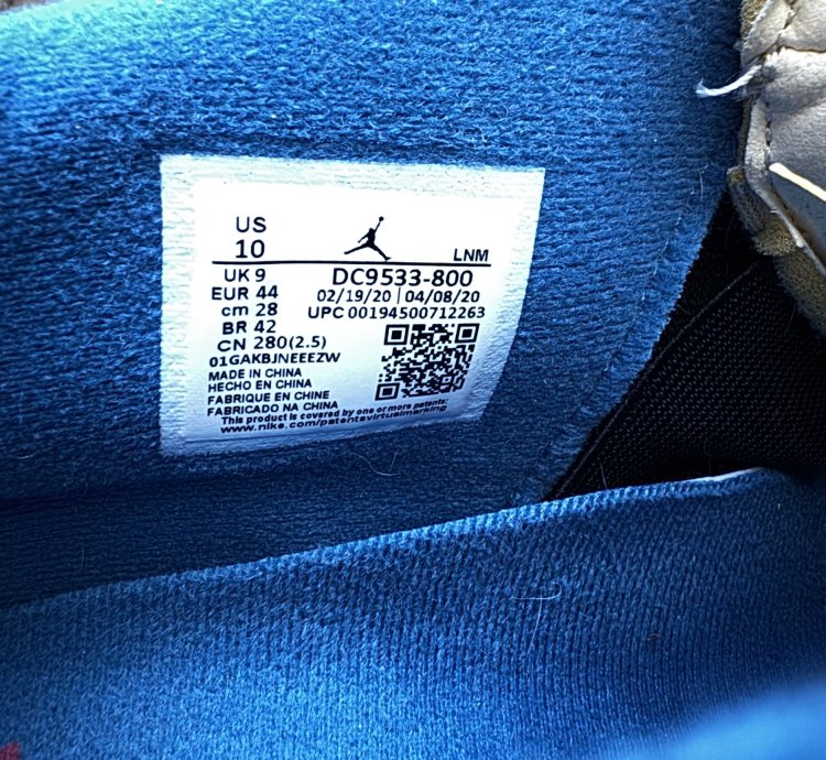 Air Jordan 4 Retro Union La Guava Ice