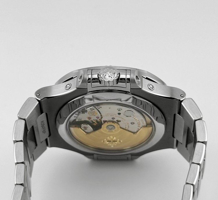 Patek Philippe Nautilus 5726 1a-014 Annual Calendar Stainless Steel Blue Dial 2019