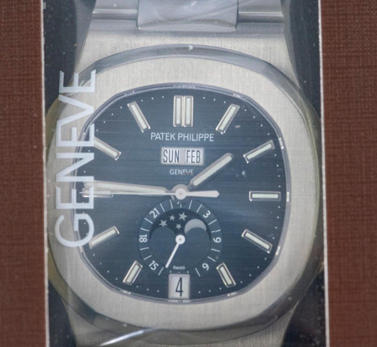 Patek Philippe Nautilus 5726 1a-014 Blue Dial Full Set 2019 Patek Service 2024