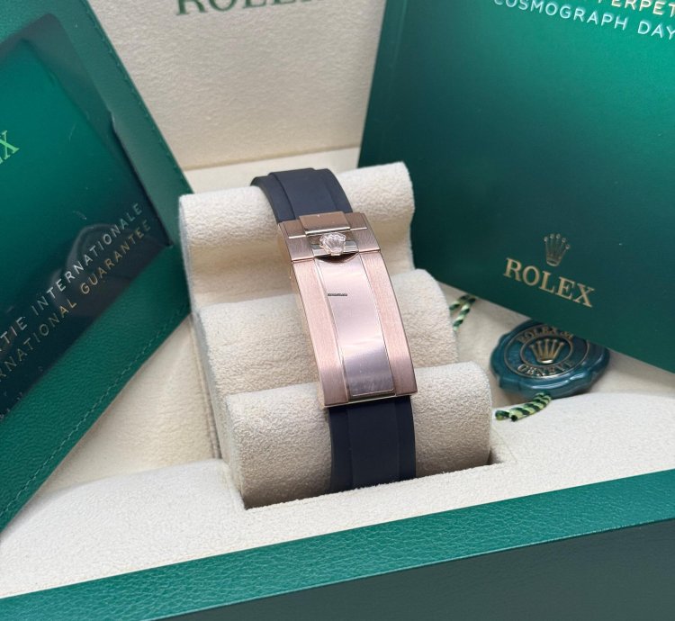 Rolex Daytona Cosmograph Daytona New 2023 Pink Sundust Dial 18k Rose Gold Case Ceramic Bezel Oysterflex
