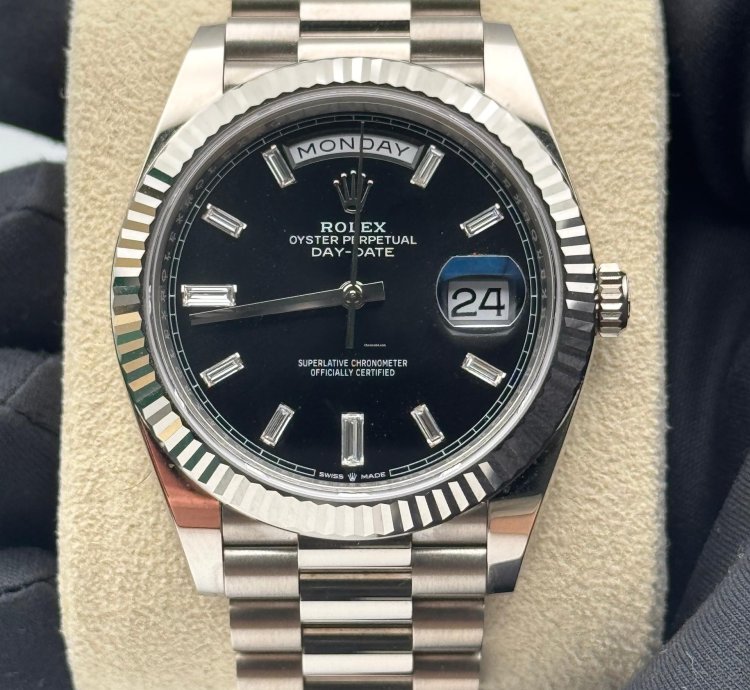 Rolex Day-date 40 Black Diamond Set Dial White Gold