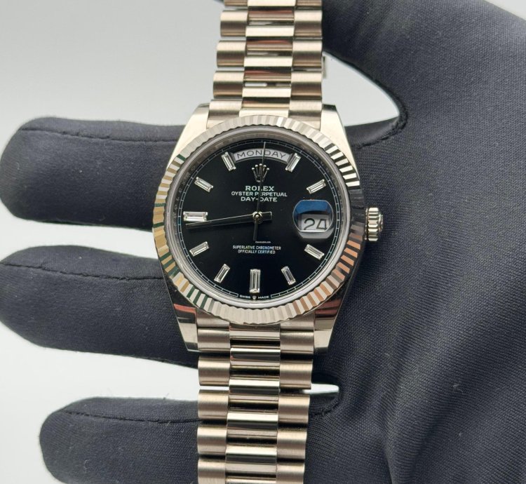 Rolex Day-date 40 Black Diamond Set Dial White Gold