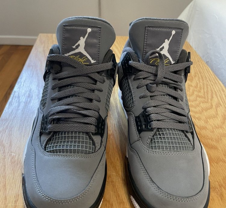 Air Jordan 4 Retro- Cool Grey