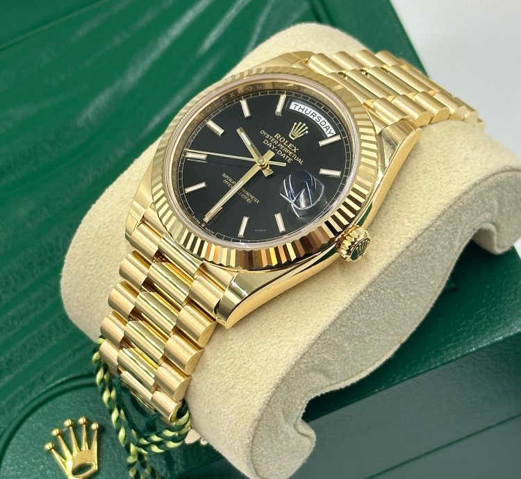 Rolex Day-date 40 Black Index