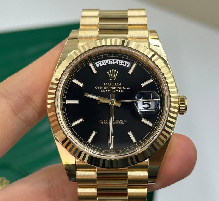 Rolex Day-date 40 Black Index