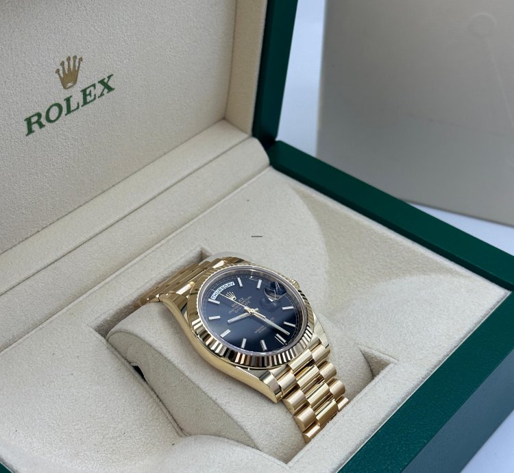 Rolex Day-date 40 Black Index
