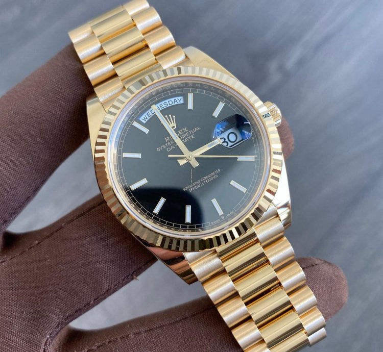 Rolex Day-date 40 Black Index 18k Yellow Gold Bnib 2025