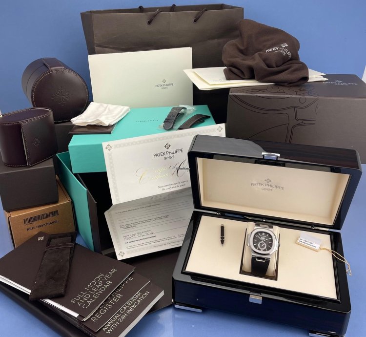 Patek Philippe Nautilus 5726 Steel Nautilus Tiffany Signed Watch Box