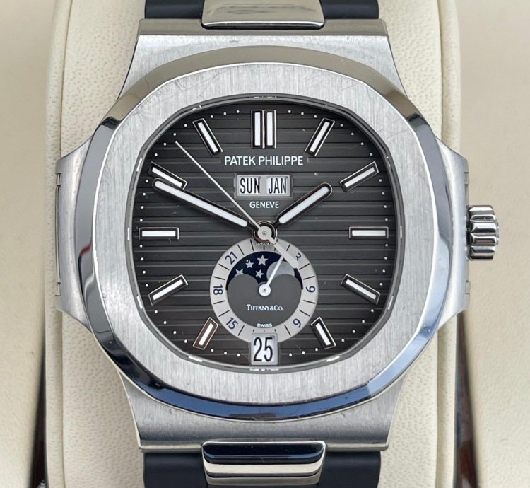 Patek Philippe Nautilus 5726 Steel Nautilus Tiffany Signed Watch Box