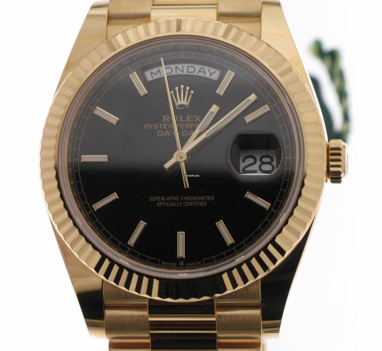Rolex Day-date 40 Black Index Dial 228238