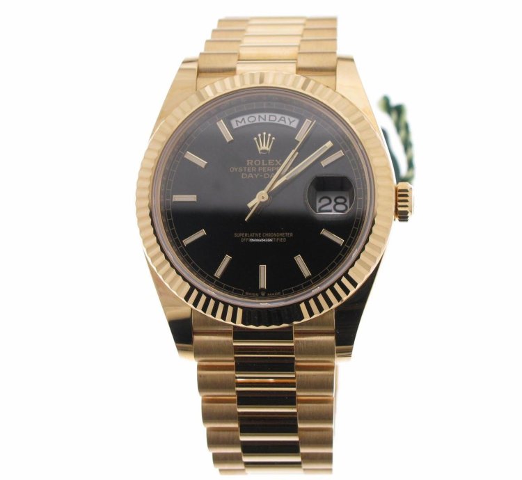 Rolex Day-date 40 Black Index Dial 228238