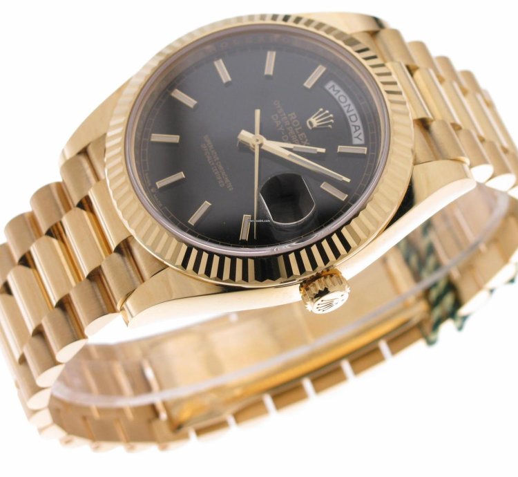 Rolex Day-date 40 Black Index Dial 228238