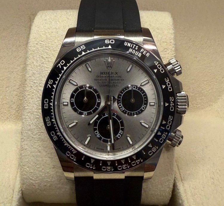 Rolex Daytona Cosmograph Daytona New 2025 White Gold Silver Dial Ghost 126519ln