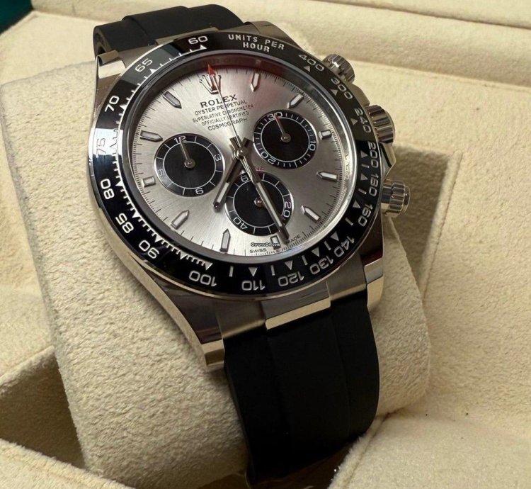 Rolex Daytona Cosmograph Daytona New 2025 White Gold Silver Dial Ghost 126519ln