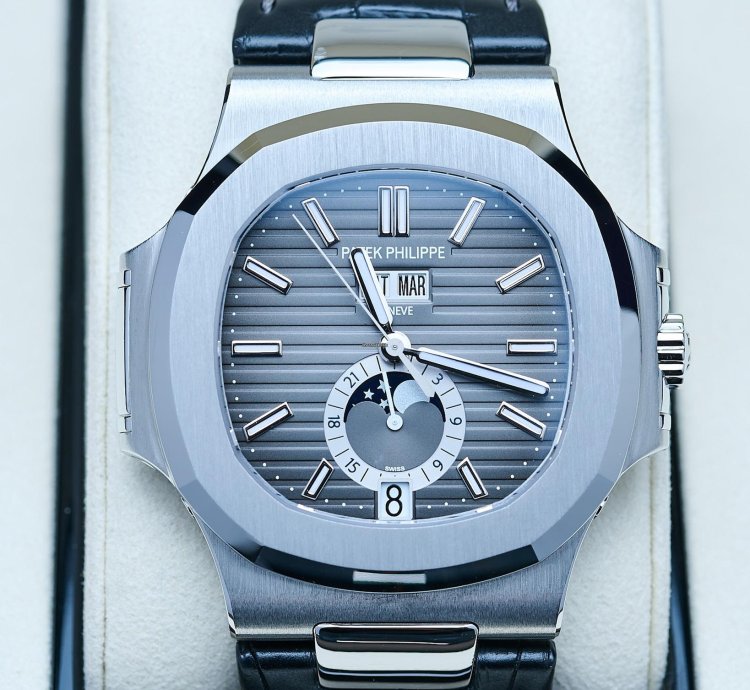 Patek Philippe Nautilus 5726a Full Set Steel Leather