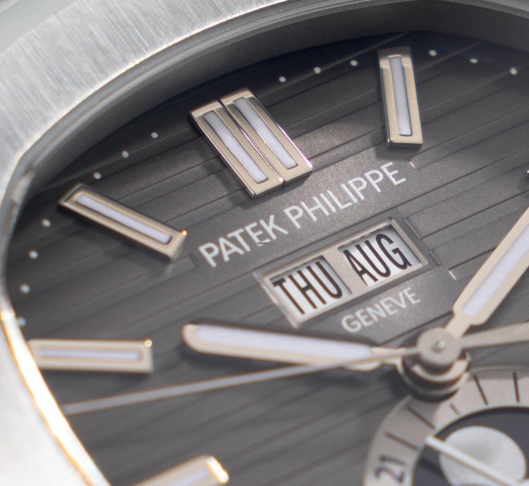 Patek Philippe Nautilus 5726a Tiffany Signed Annual Calendar Full Collectors Set