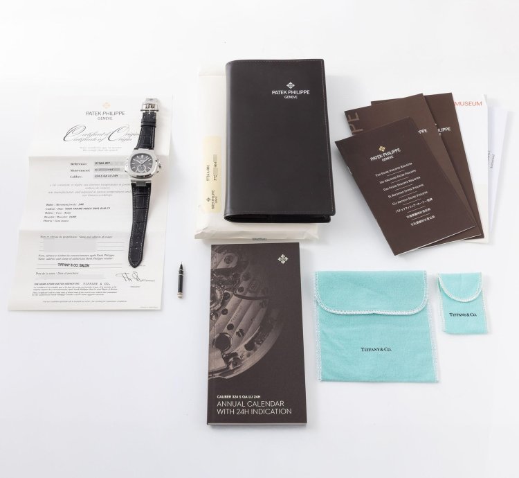Patek Philippe Nautilus 5726a Tiffany Signed Annual Calendar Full Collectors Set