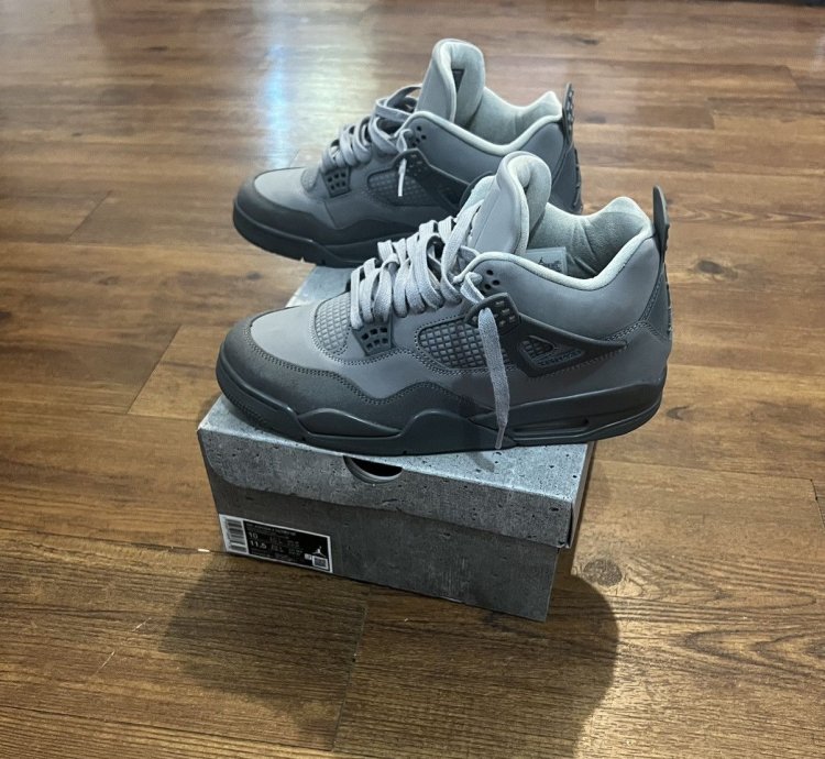 Air Jordan 4 Wet Cement