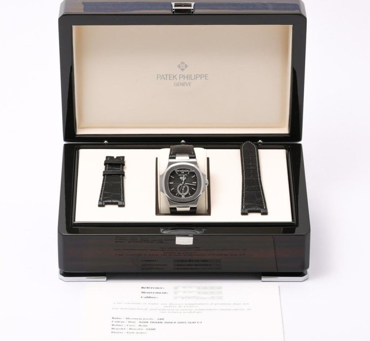 Patek Philippe Nautilus 5726a-001