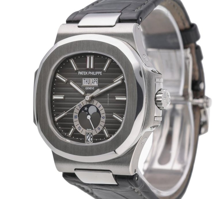 Patek Philippe Nautilus 5726a-001