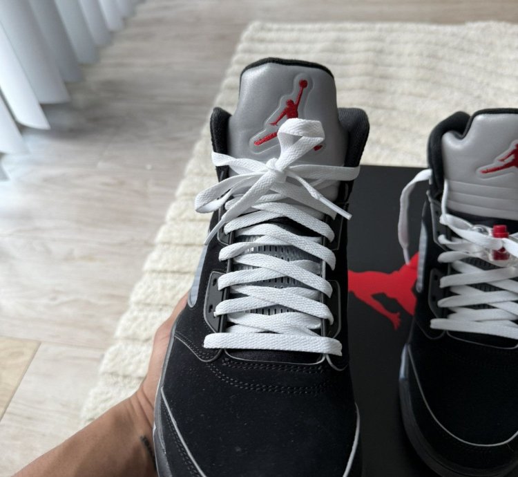 Air Jordan 5 Black Metallic 5