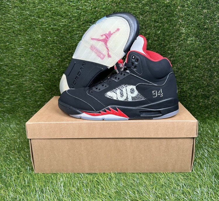 Air Jordan 5 Black Supreme