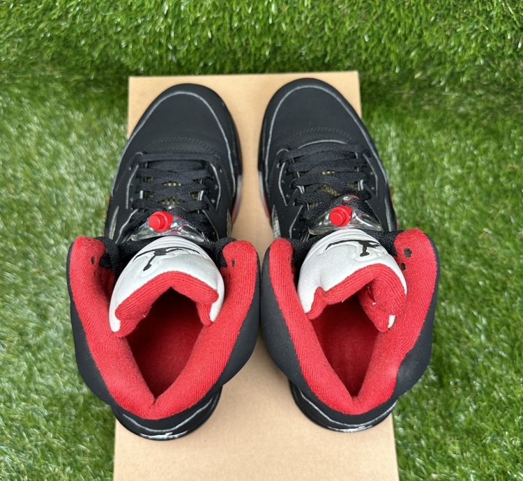 Air Jordan 5 Black Supreme