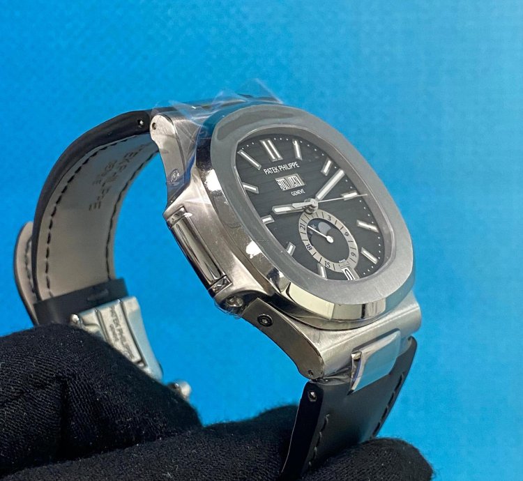 Patek Philippe Nautilus 5726a-001 Black Nautilus