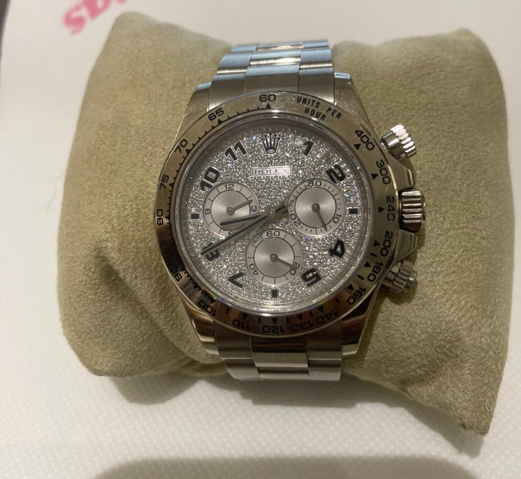 Rolex Daytona Cosmograph Daytona Or Blanc Cadran Diamant Coffret Et Certificat Origine