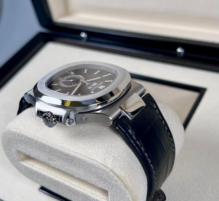 Patek Philippe Nautilus 5726a-001 Full Set 2018 De Top