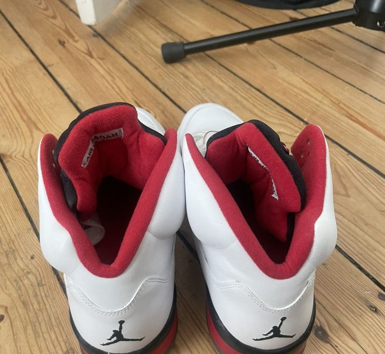 Air Jordan 5 Fire Red 2013