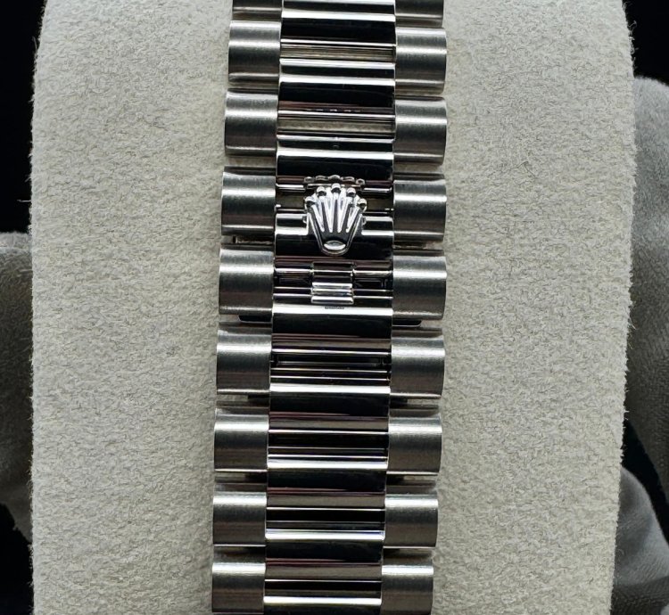 Rolex Day-date 40 Blue Ombre Dial Unworn