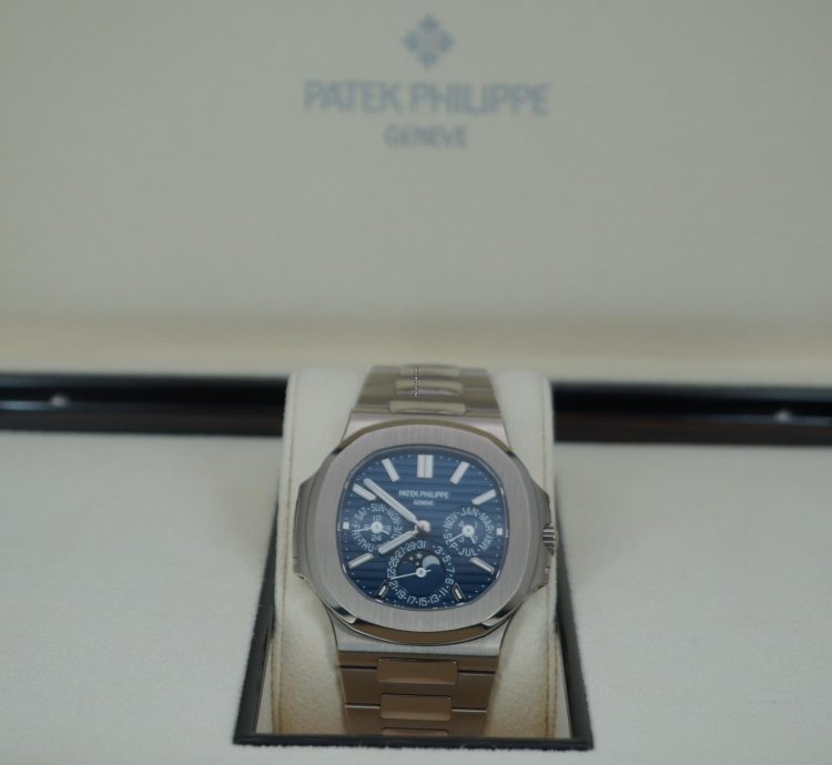 Patek Philippe Nautilus 5740 1g-001