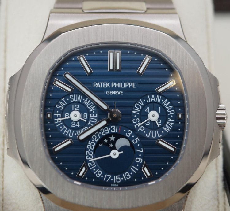 Patek Philippe Nautilus 5740 1g-001