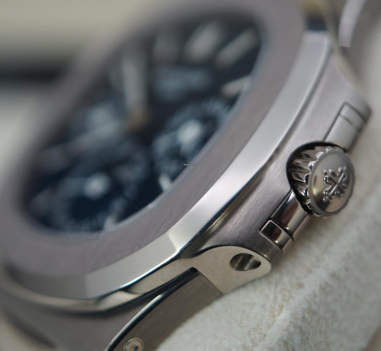 Patek Philippe Nautilus 5740 1g-001